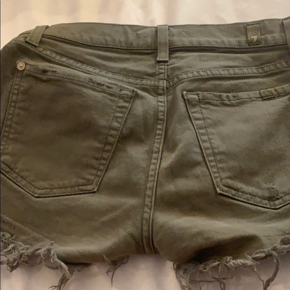 Short - Picture 2 of 3